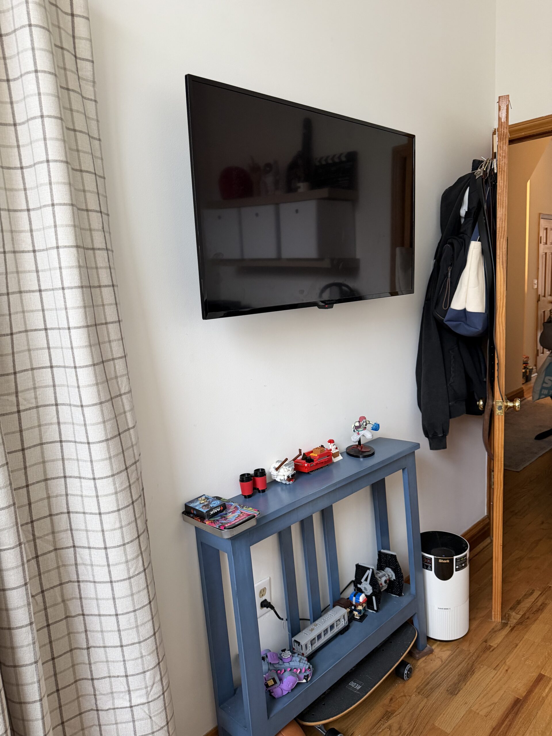 Professional TV wall mounting installation in NYC apartment by Picture Perfect Mounting